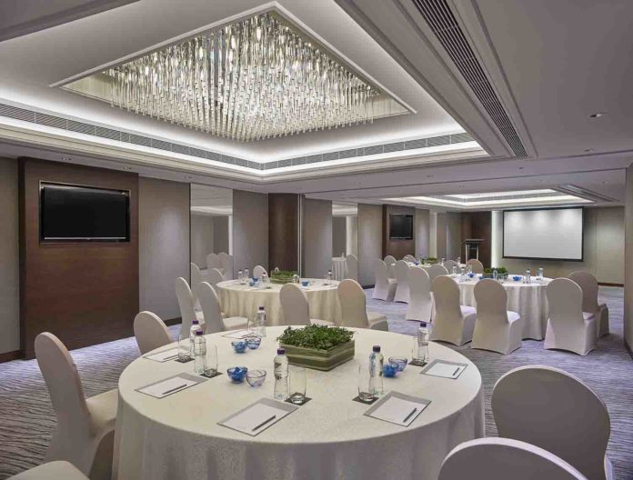 new_world_millennium_hong_kong_hotel_-_event_room_-_half_moon-1