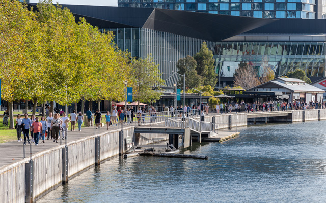 Melbourne,,Victoria,,Australia,,March,7th,,2019:,People,Are,Walking,On