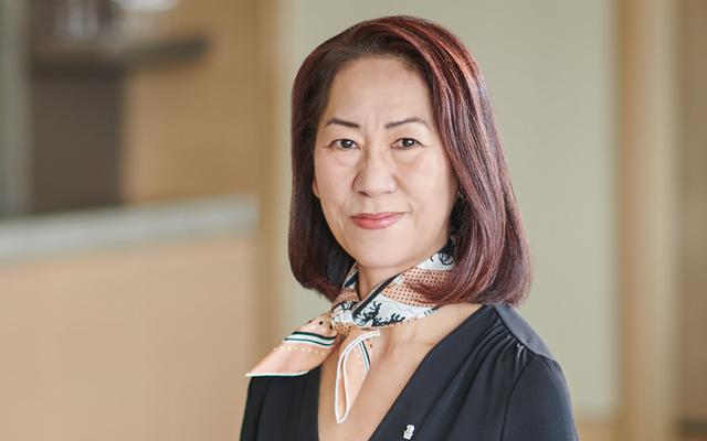 Kristy-Lee,-Director-of-Sales-&-Marketing_640