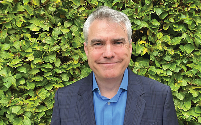 Paul-Mulcahy_LUX_640