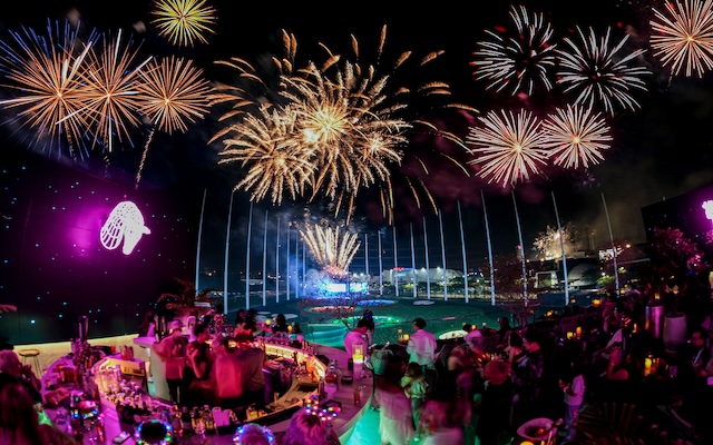 Topgolf_Firework-Pink-Giraffe-Rooftop-Bar-copy