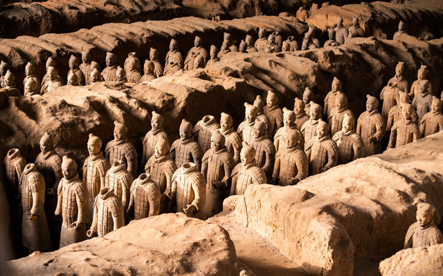 shutterstock_2407964965_The-Terracotta-Army_Xian_640