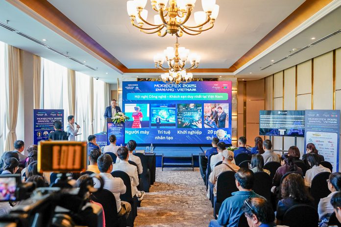 Press-Conference-HRF-077