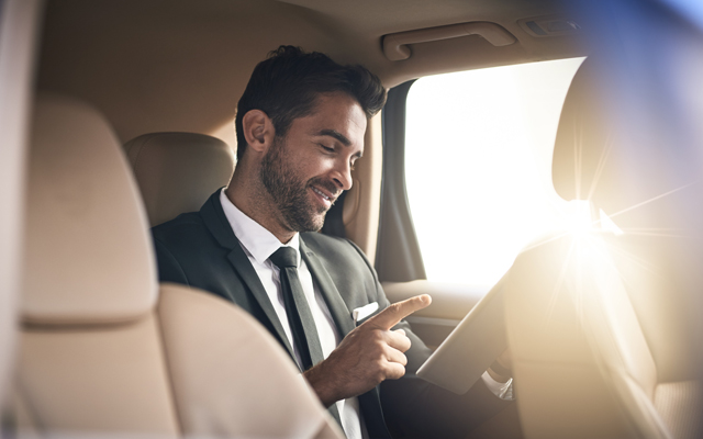 business-man,-passenger-and-tablet-in-car_640
