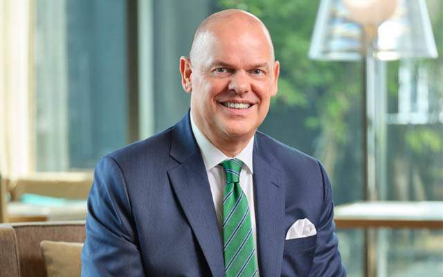 Douglas Glen GM Carlton City Hotel Singapore 640