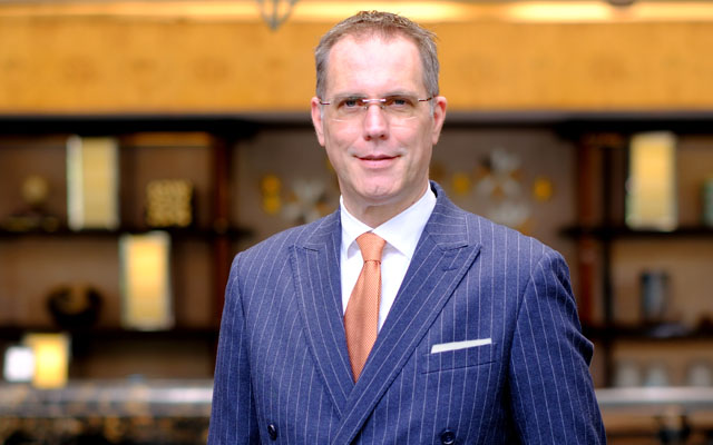 Morris Tiedemann GM Ayana Midplaza Jakarta 640